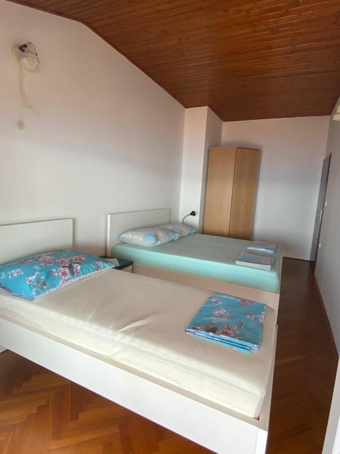 Apartments Drazen Crikvenica Bagian luar foto
